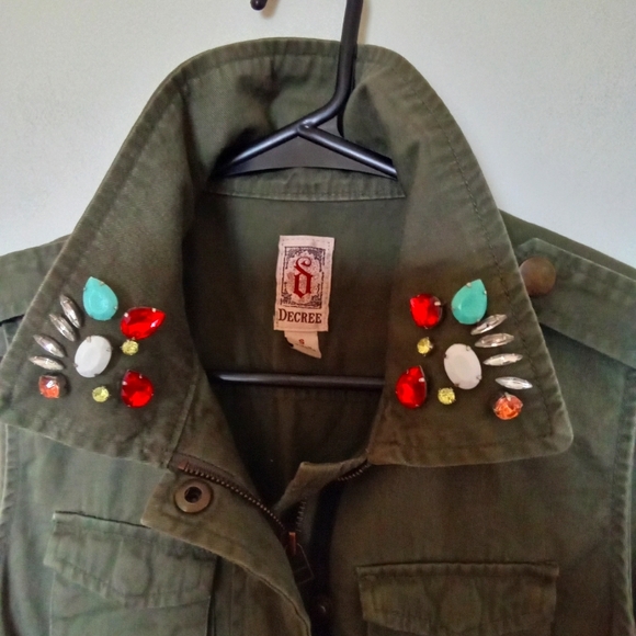 Decree Jeans Utility Vest with Gem Detail - Picture 2 of 7